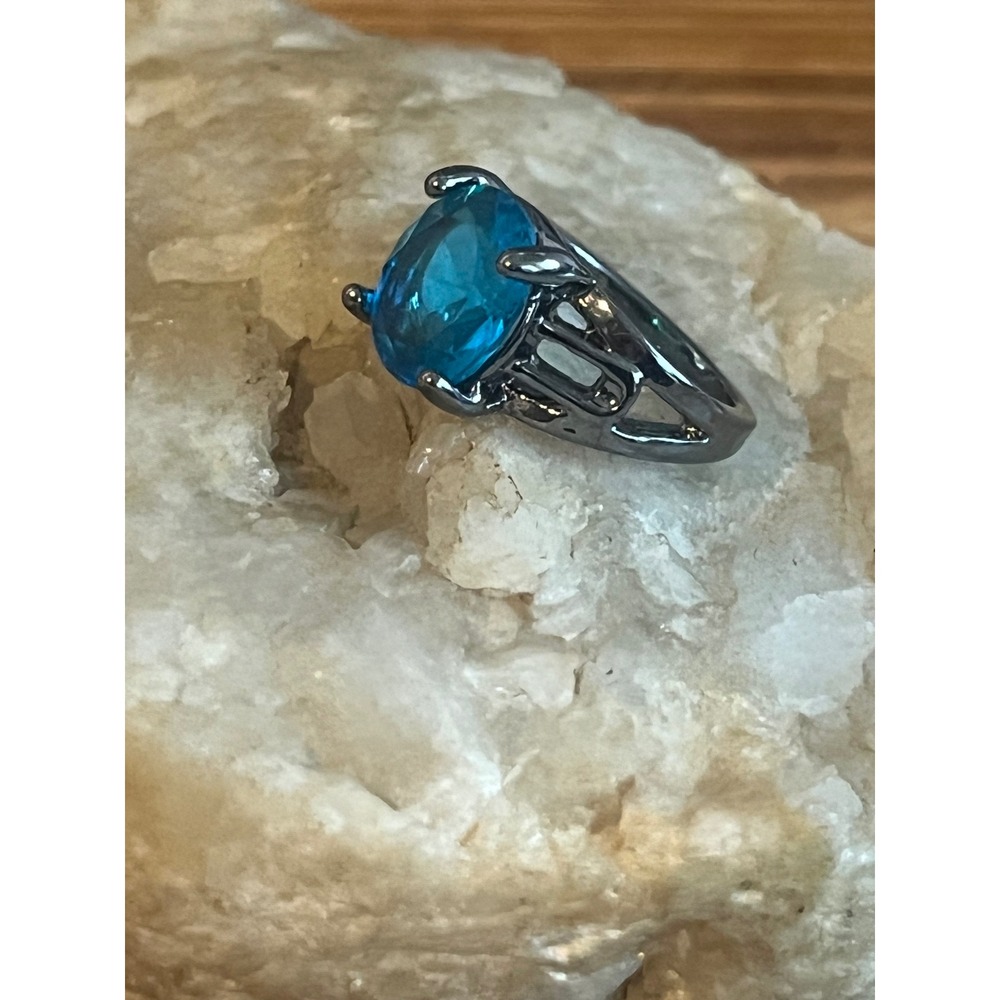 Aquamarine Blue Crystal Topaz Gemstone Ring-Polished Tungsten Silver-Size 5-New